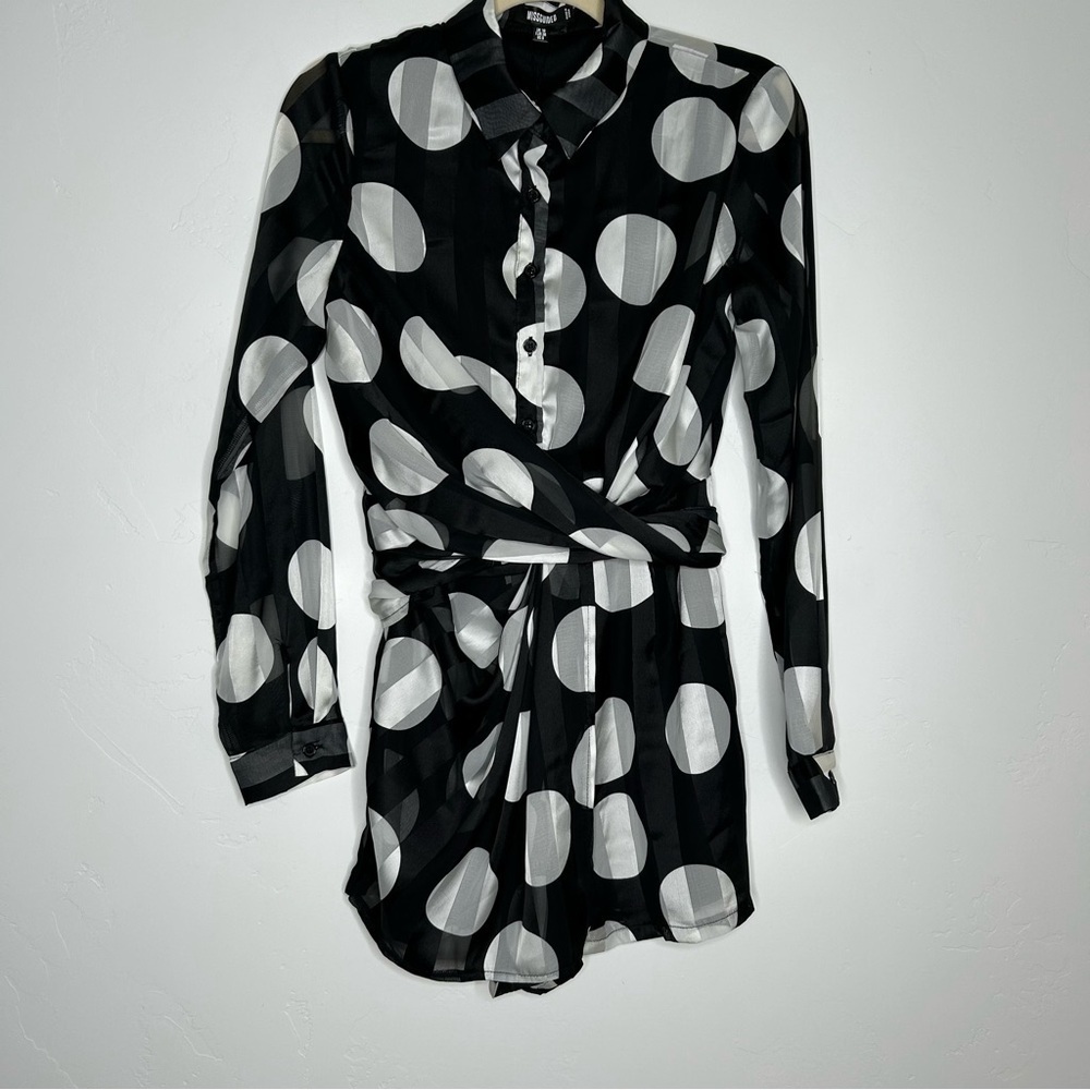 NWT Missguided Black and White Polka Dot Stripe Romper Playsuit Chiffon Size 6